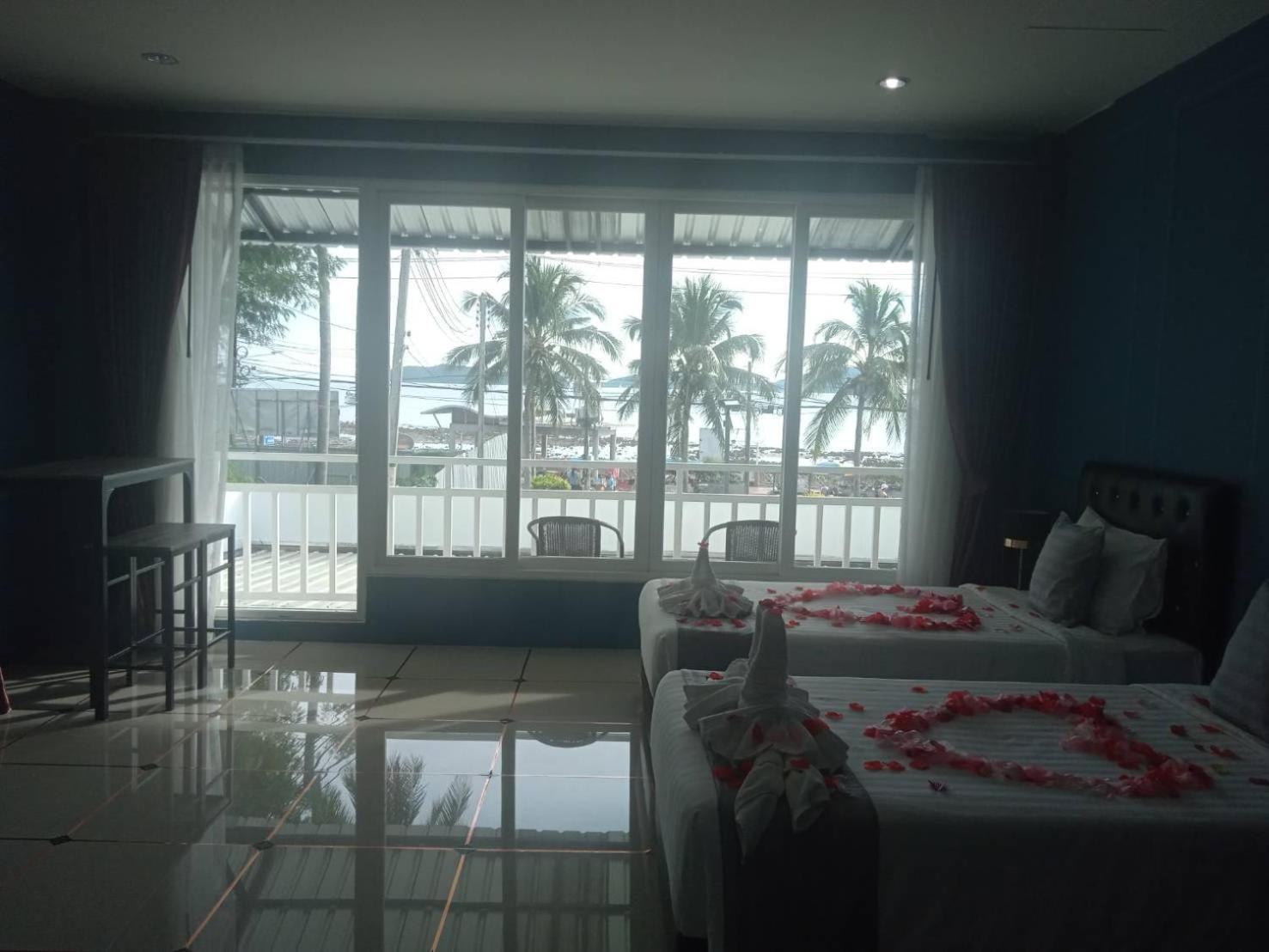 Panwa Beach Side Beachfront Пхукет Экстерьер фото