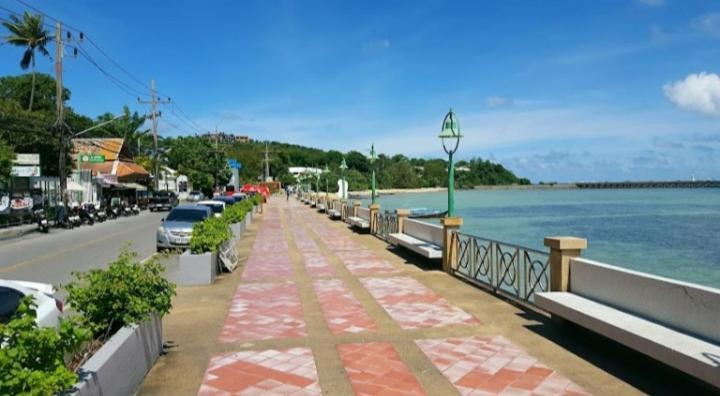 Panwa Beach Side Beachfront Пхукет Экстерьер фото