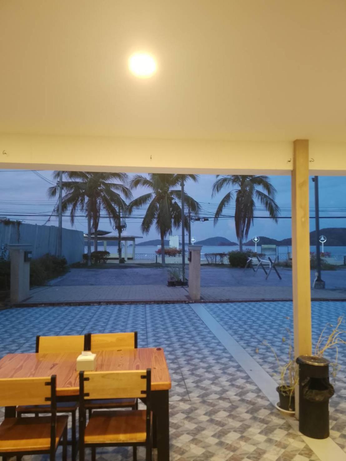 Panwa Beach Side Beachfront Пхукет Экстерьер фото