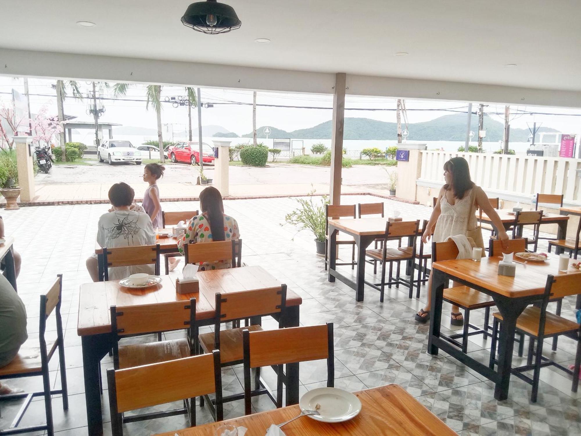 Panwa Beach Side Beachfront Пхукет Экстерьер фото